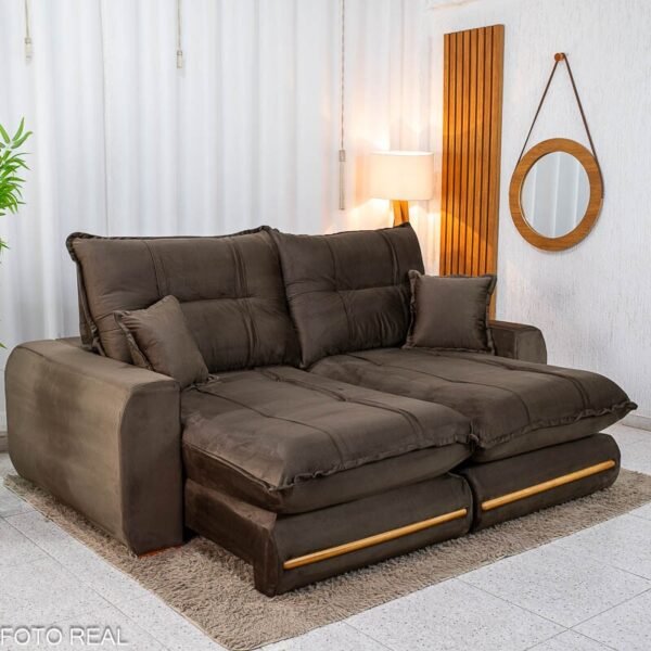 Sofá Retrátil Reclinável Chicago 2.30m Veludo Marrom A17 D28 Soft - Molas Ensacadas